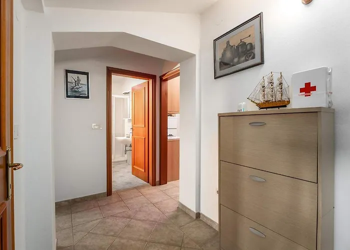 Weis Ii Rovinj