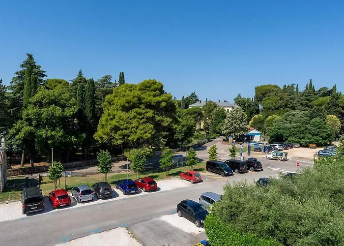 Weis Ii Rovinj