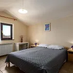 Weis Ii Apartment Rovinj